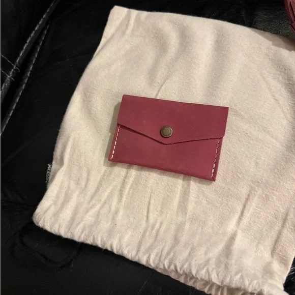 Portland Leather Circular Bag in Deep Rose - Picture 4 of 6